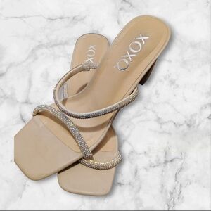 XOXO Women's Cream Sandals